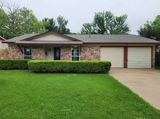 409 Nathan St, Burleson, TX 76028