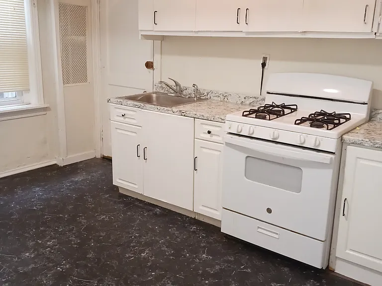 5427 Chester Ave #1 — Photo 14