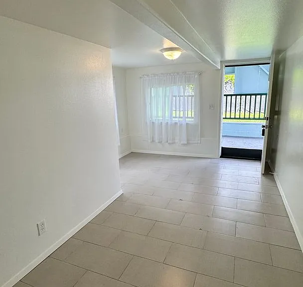 1521B Kinoole St — Photo 11