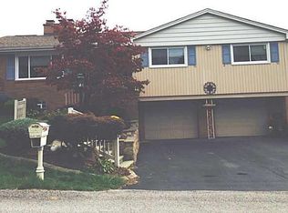 509 Forest Hills Dr, Greensburg, PA 15601
