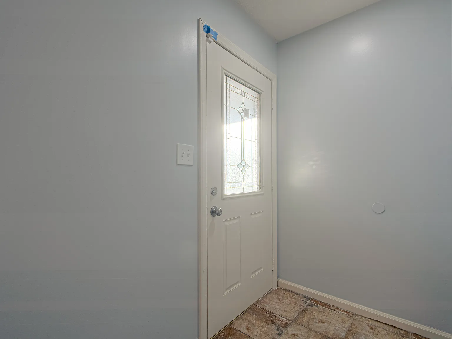 3 bed, 1125 sqft, $1,950 — Photo 4