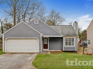 575 Woodcrest Manor Dr, Stone Mountain, GA 30083
