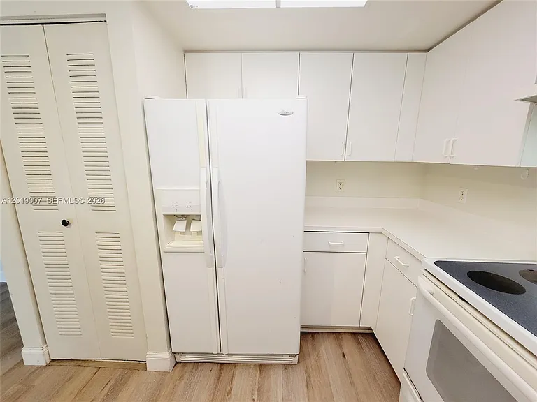 4155 N Haverhill Rd #1415 — Photo 10