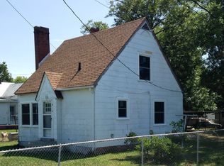 710 Oxford Ln, Burlington, NC 27215