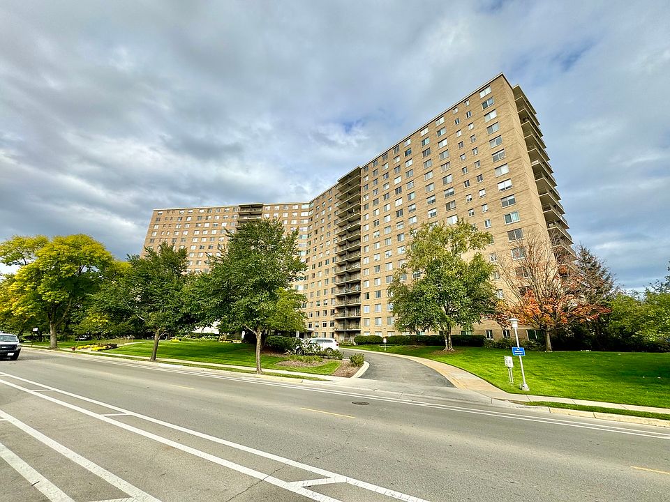 1st image of 7033 N Kedzie Ave APT 906
