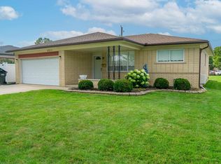 4211 Gunther Dr, Sterling Heights, MI 48310