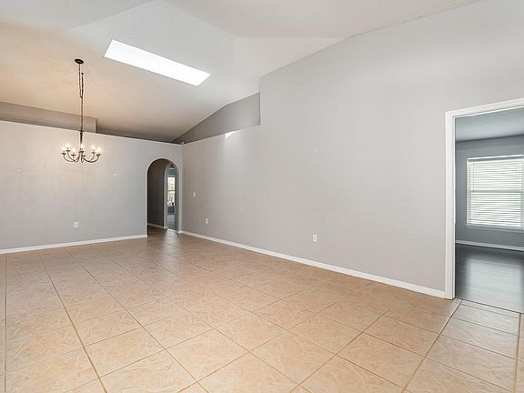 3rd image of 3130 Cedar Bay Dr