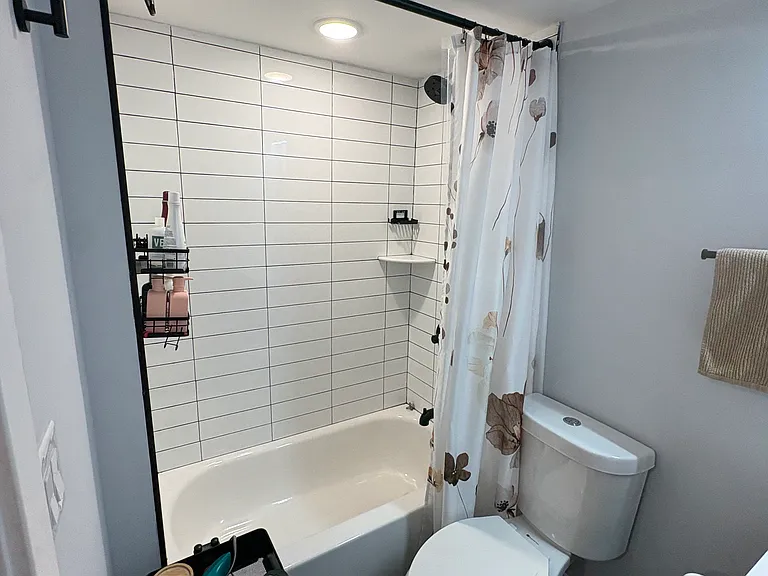 402 W Berks St #1 — Photo 31