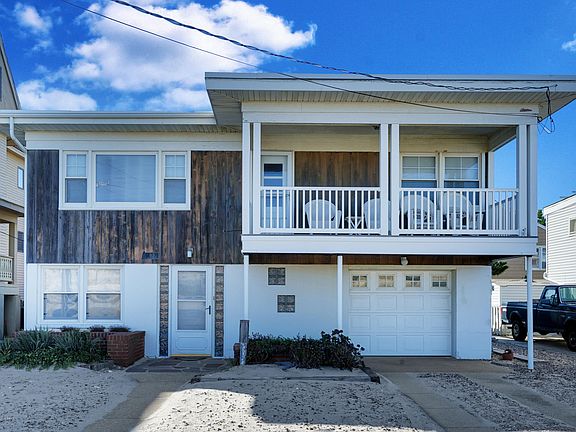 3rd image of 605 S Ocean Ave
