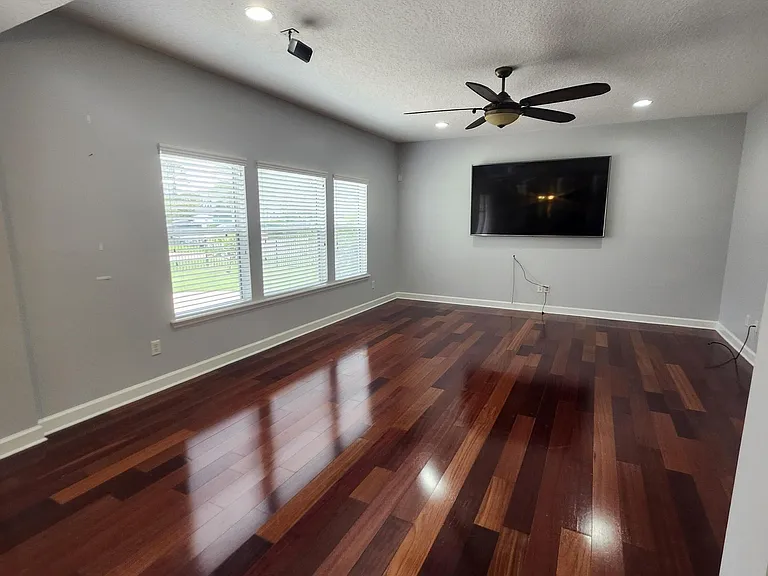 201 Edgeford Ct — Photo 10