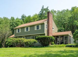 121 Baboosic Lake Rd, Amherst, NH 03031