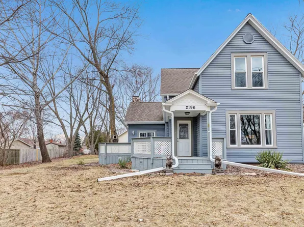 2196 S Broadway St, Green Bay, WI 54304