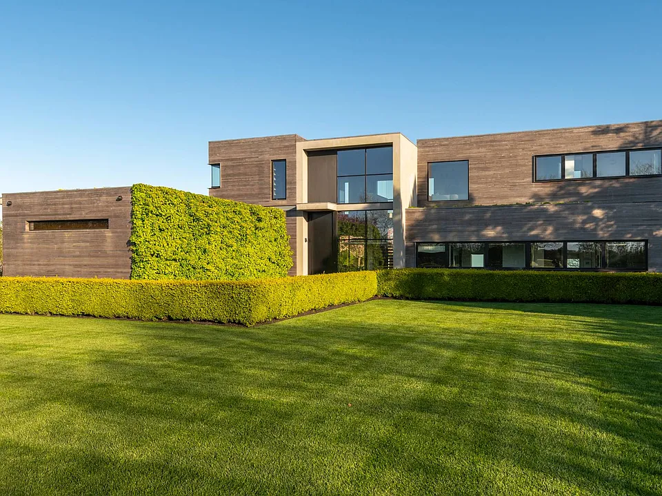 183 Daniels Ln