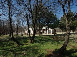 17 Greenmore Dr, Edmond, OK 73034