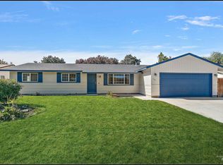 1327 W Newport Dr, Meridian, ID 83646