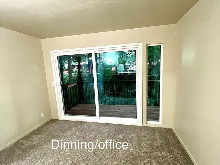245 Clearview Pl #1/5 — Photo 6