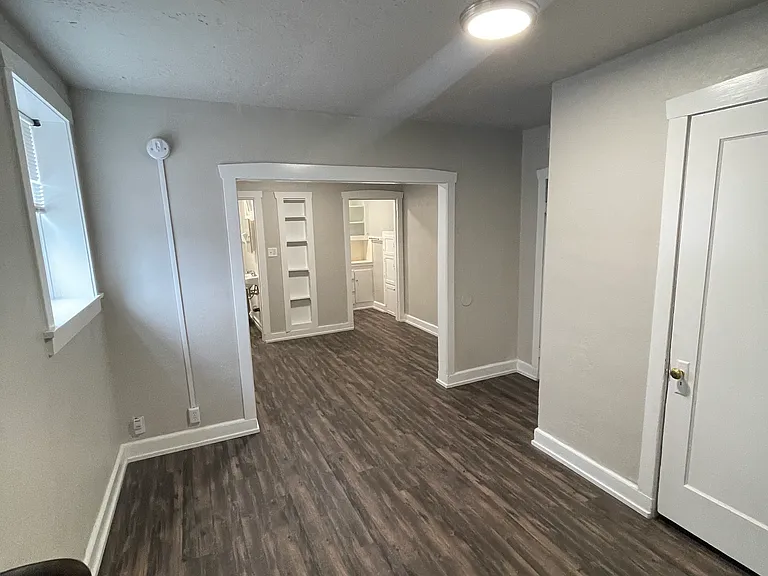 228 #2 1st Living Area_03182023