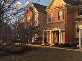 319 Timber Ridge Ct, Joliet, IL 60431