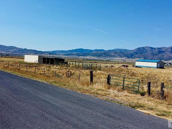 2nd image of 22827 S Race Track Rd