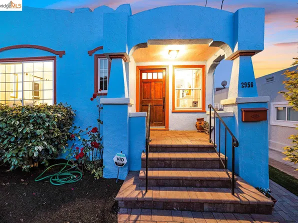 2956 Morcom Ave, Oakland, CA 94619