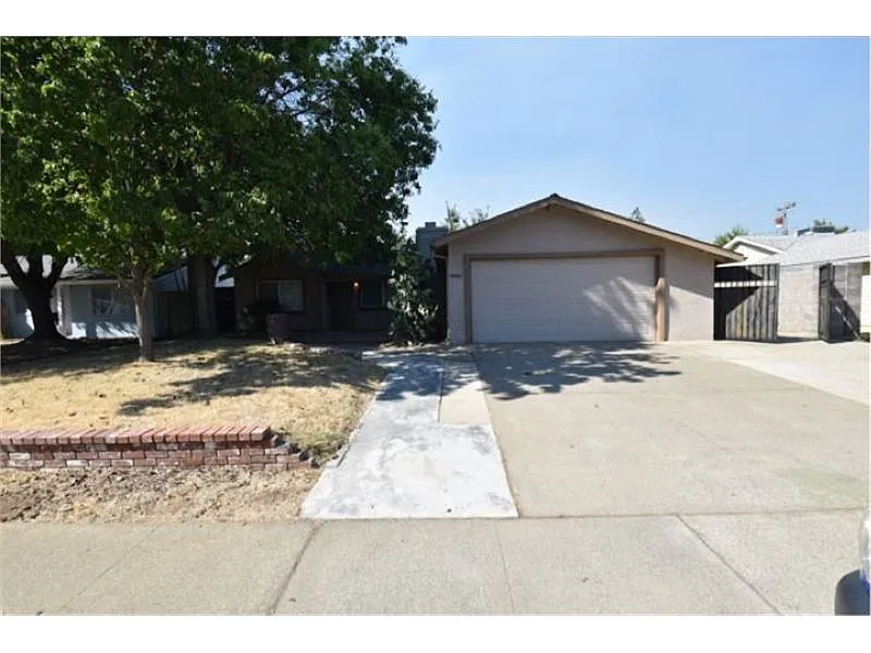 9949 Nebula Way photo 1