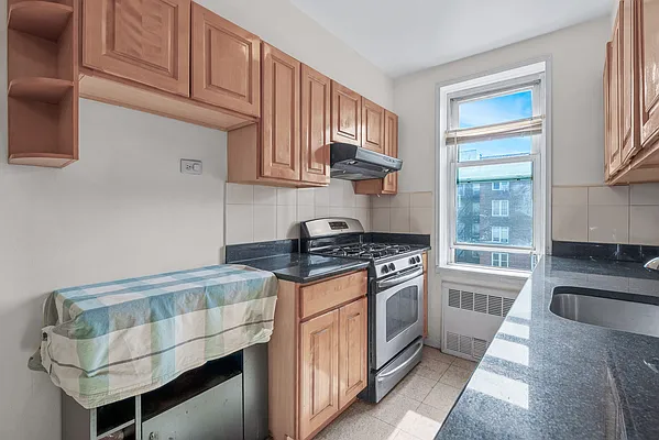 Sold by Proagent Realty Gold Coast LLC | media 17