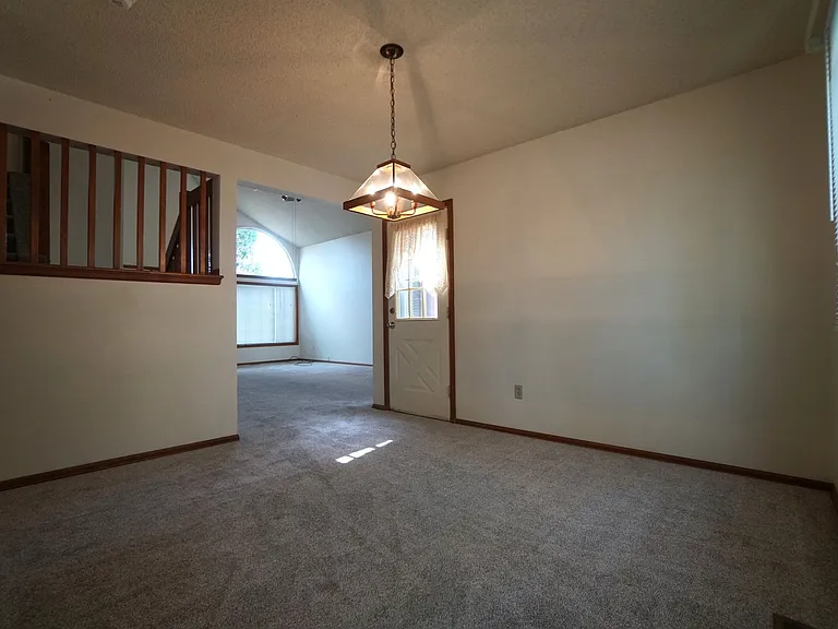 1155 Popes Valley Dr — Photo 9