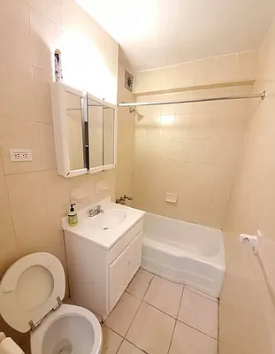 Rented by Smart NY Realty LLC | media 11