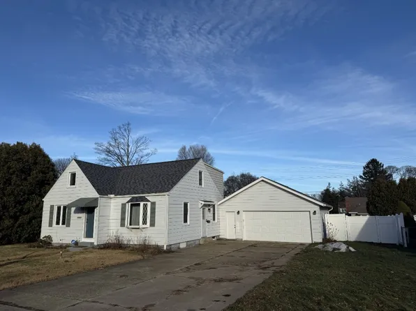 1009 Montpelier Ave, Erie, PA 16505