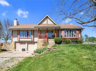 7313 S Buckner Tarsney Rd, Grain Valley, MO 64029