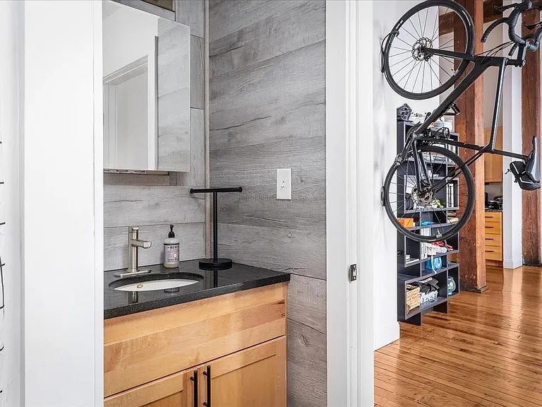 589 Atwells Ave #33C — Photo 7