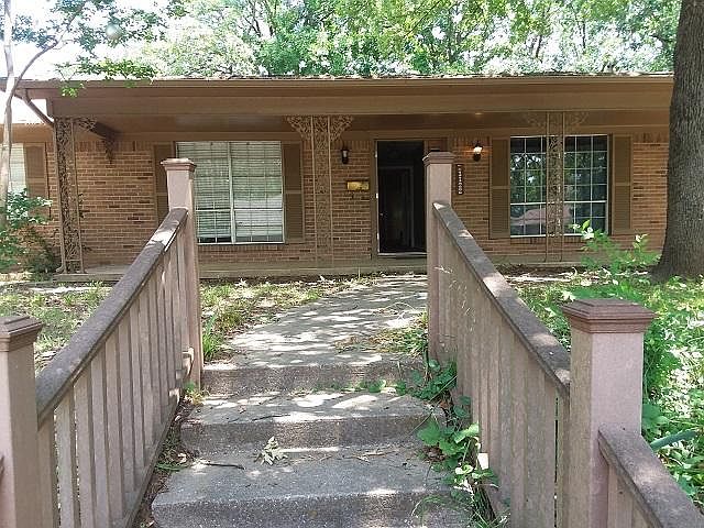1st image of 1122 S Derby Ave