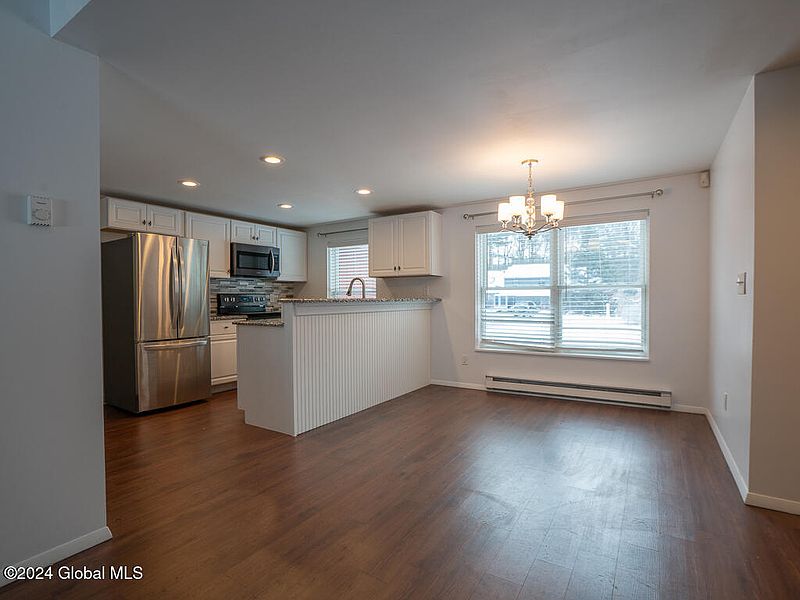 5th image of 80 Thimbleberry Road