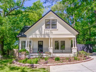 2207 Ben Hill Rd, East Pt, GA, 30344