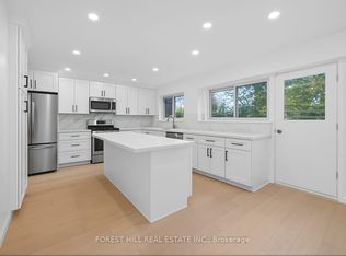 19 Candis Dr, Toronto, ON M3H 5G3