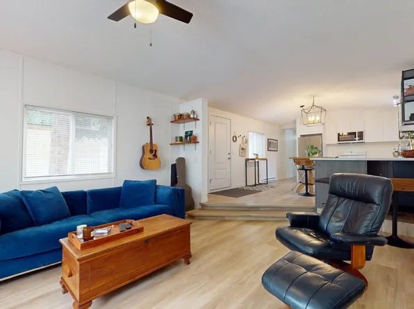 7617 Pemberton Meadows Rd #3, Squamish Lillooet, BC V0N 2L2