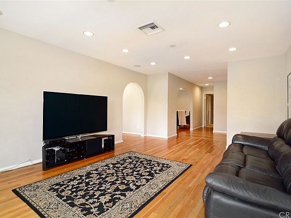 5th image of 4334 Jubilo Dr