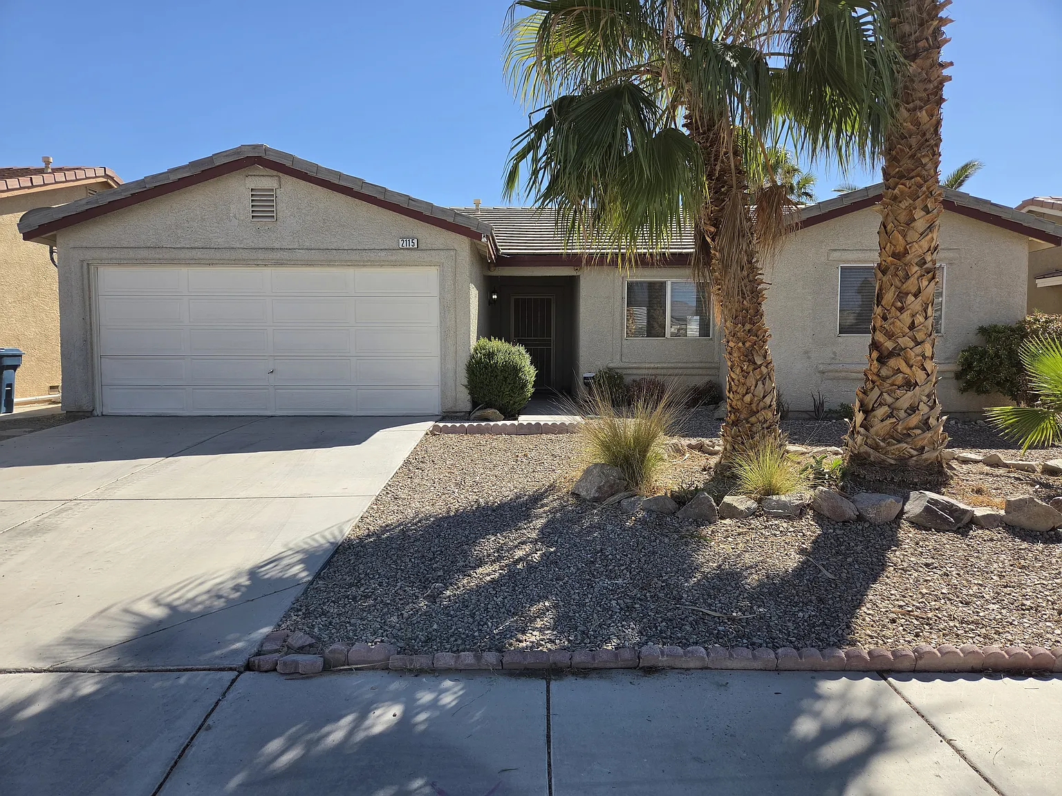 3 bed, 1304 sqft, $1,895 — Photo 2