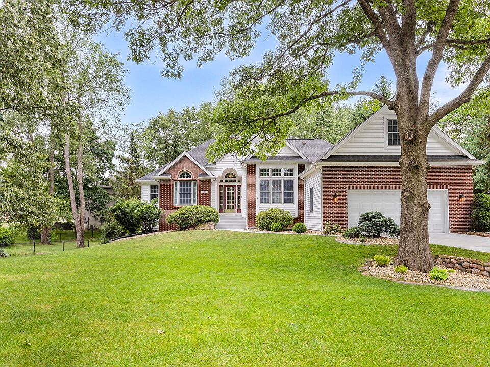 1st image of 494 Anchor Ln