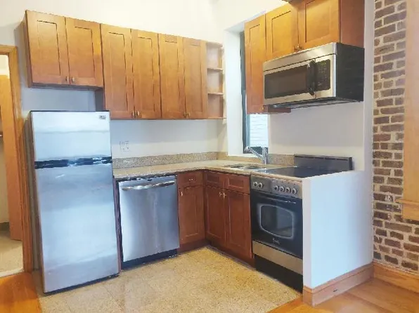 324 East 52nd Street image 1 of 7