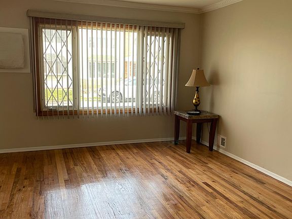 2nd image of 100 Haven Ave #1
