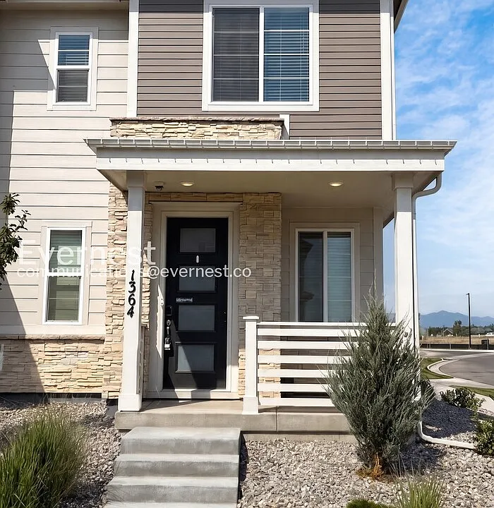 1364 Penner Dr