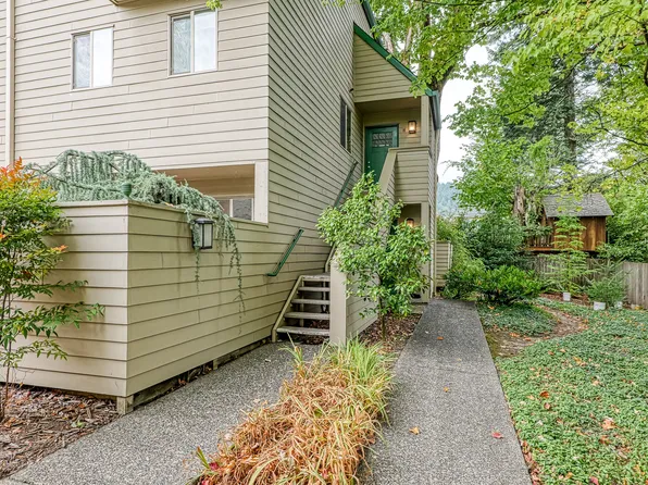 2825 NW Upshur St APT H, Portland, OR 97210