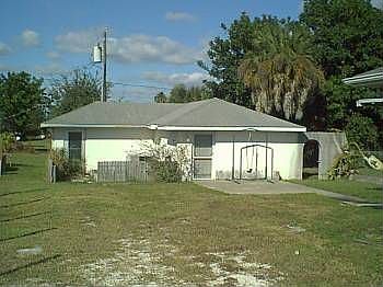 3rd image of 512 Orange Blossom Ln