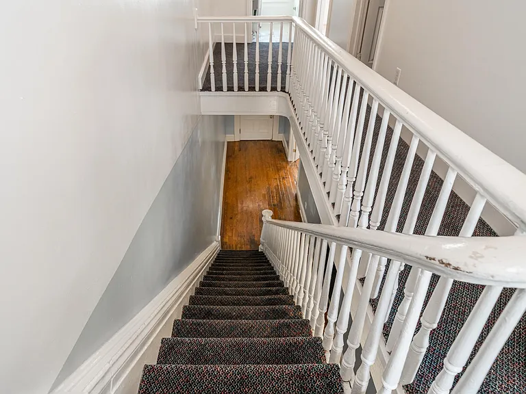 17 E Clay St — Photo 16