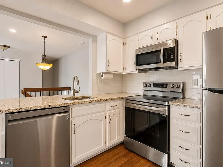 3520 Neils Ct #B — Photo 14