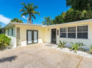 2363 Milford Cir, Sarasota, FL 34239