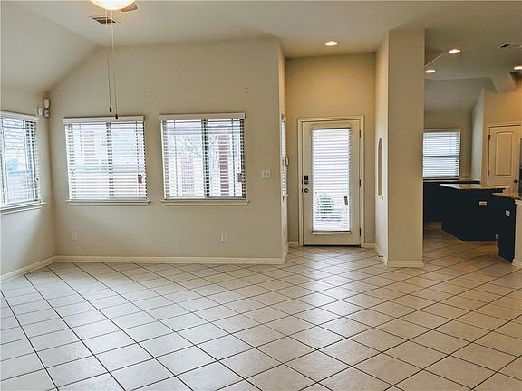 5th image of 557 Stonewood Lane