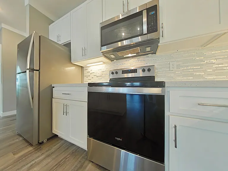 Allure Apartments — Photo 46