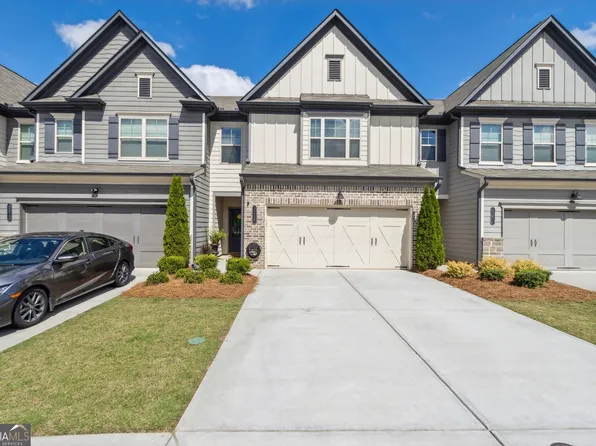 5508 Garens Way, Flowery Branch, GA 30542